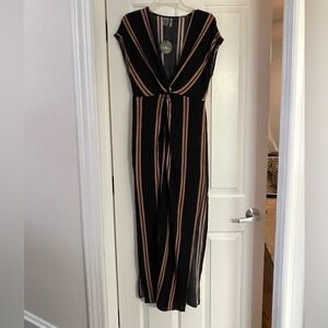 New Lulu’s Long Beach Dress - Cover Up (Med)